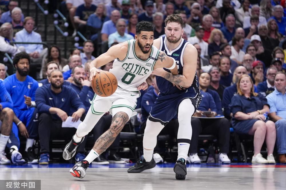 的赛场上 的赛场上