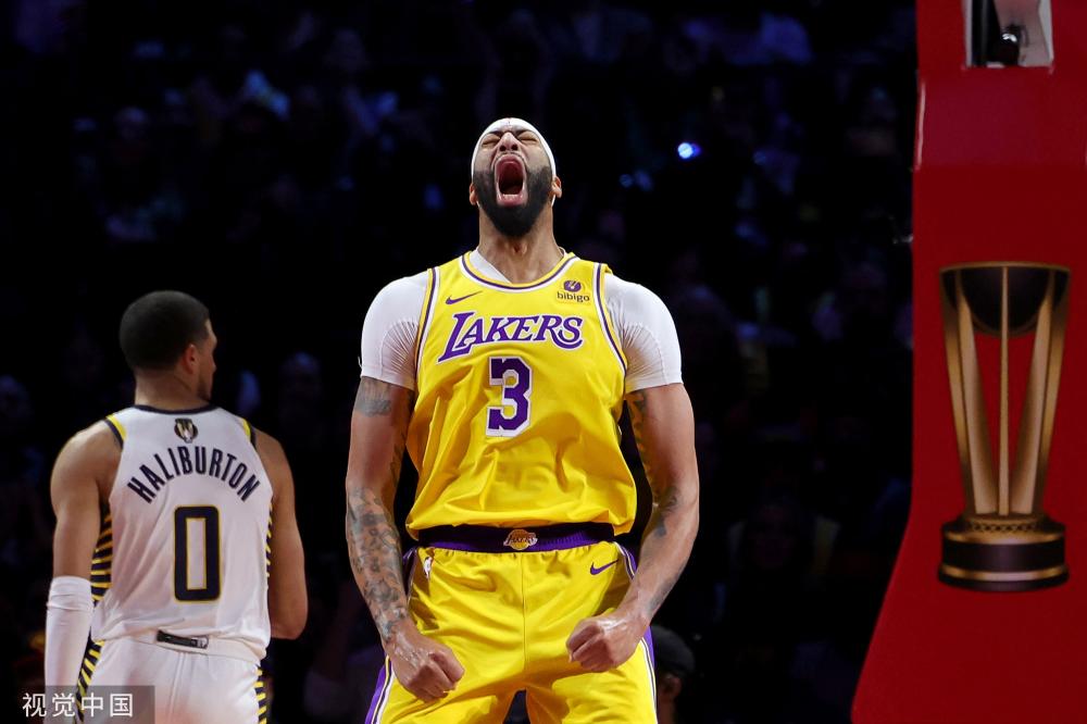 现出了出众 现出了出众